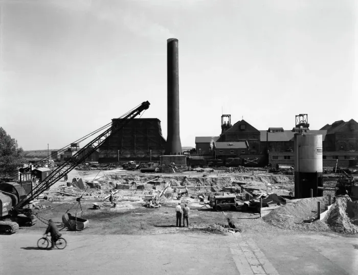 Framed Print : Markham Main Colliery Refurbishment Print 1961 Framed Print : Markham Main Colliery Refurbishment Print 1961