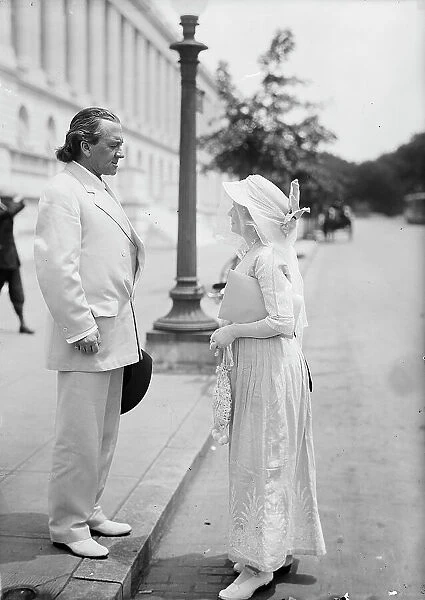 Mrs. James B. Longstreet with Sen. Vardaman, 1913. Creator: Harris & Ewing. Mrs. James B. Longstreet with Sen. Vardaman, 1913. Creator: Harris & Ewing