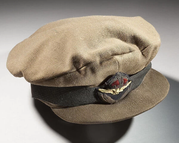 Officers service cap, Royal Flying Corps, ca. 1910s. Creator: Lincoln Bennet Company Ltd