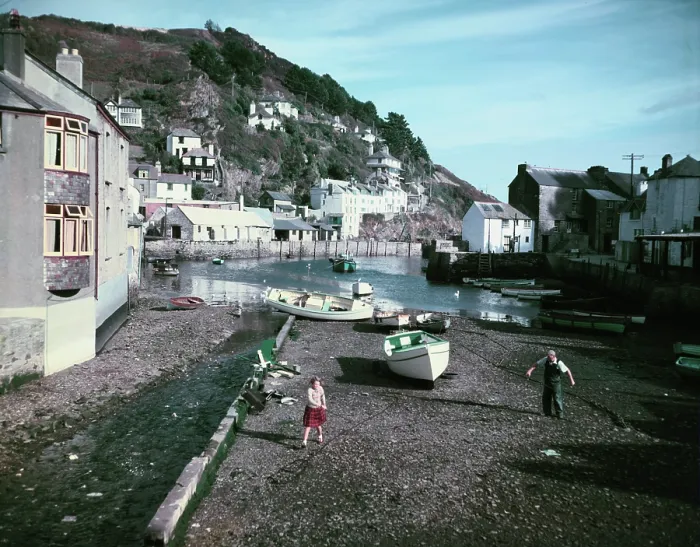 Framed Print : Polperro Harbour Print, Cornwall Framed Print : Polperro Harbour Print, Cornwall