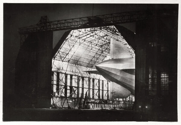 Preparations for a night flight, Zeppelin LZ 127 Graf Zeppelin, 1933