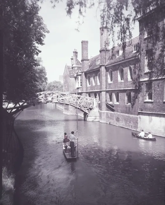 Framed Print : Print of Punting on The Backs at Cambridge, c1955 Framed Print : Print of Punting on The Backs at Cambridge, c1955