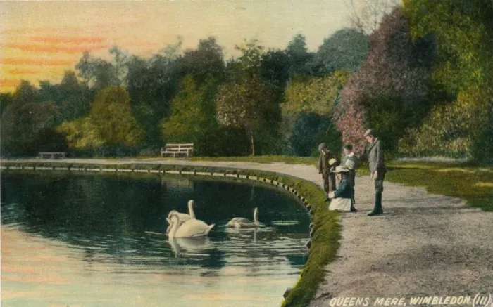 Framed Print : Queens Mere Print, a 1910 photograph of Wimbledon pond Framed Print : Queens Mere Print, a 1910 photograph of Wimbledon pond