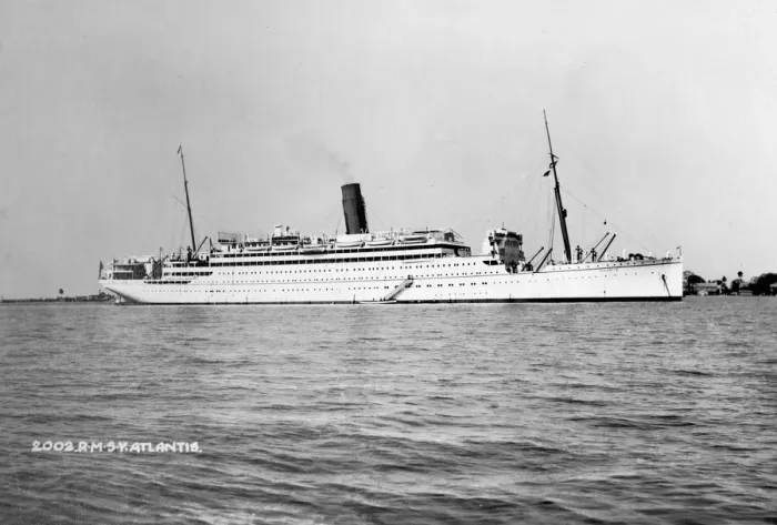 Framed Print : RMS Atlantis Print, c1929-1952 Framed Print : RMS Atlantis Print, c1929-1952