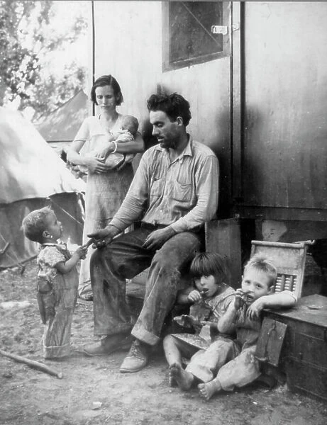 Texas tenant farmer in Marysville, California, migrant camp during the peach season, 1935. Creator: Dorothea Lange