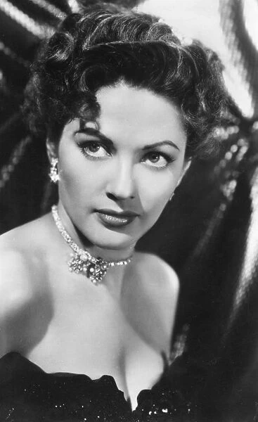 Yvonne De Carlo, Canadian-born American film and television actress, 1940s. Artist: Paramount Pictures
