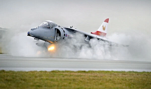Harrier GR9 Lands at RAF Cottesmore Following Retirement from Service