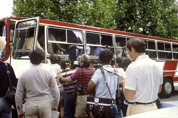 Bus. 1982 South African Grand Prix.. Kyalami, South Africa