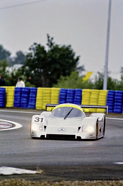 1991 Le Mans 24 hours. Le Mans, France. 22nd - 23rd June 1991. Karl Wendlinger  /  Michael Schumacher  /  Fritz Kreutzpointner (Mercedes-Benz C11), 5th position, action. World Copyright: LAT Photographic. Ref: 91LM i