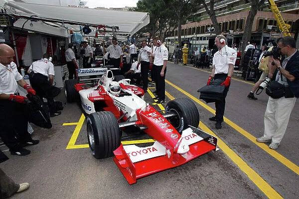 2002 Monaco Grand Prix - Practice Monaco. 23rd May 2002 World Copyright: Pic Steve Etherington / LAT ref: Digital Image Only