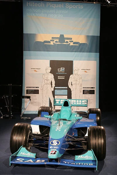 2005 GP2 Series Launch. Hitech Piquet Sports Challenger Paul Ricard, France