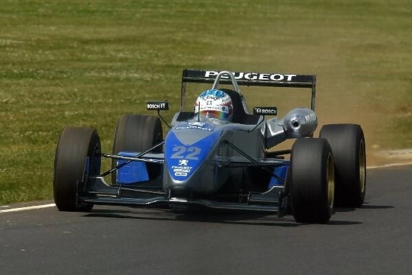 British Formula Three Championship: Ronnier Bremer, Carlin Motorsport