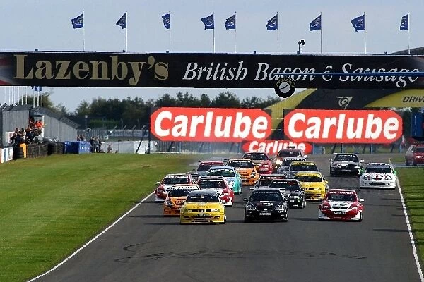 British Touring Car Championship: The start of race 2