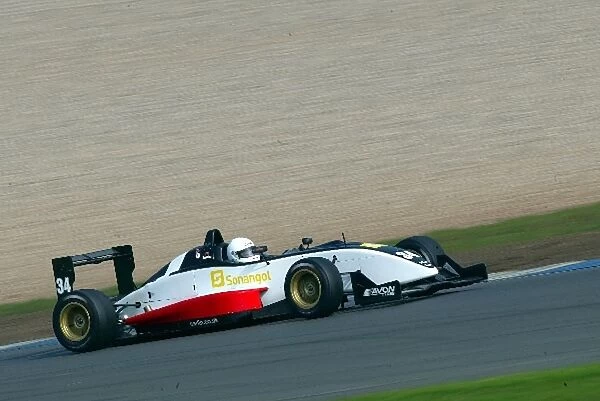Formula 3 Qualifying: Ricardo Teixeira Carlin Motorsport Dallara Mugen