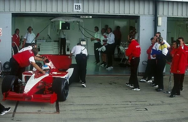 Formula One Testing: Toyota Formula One Testing, Silverstone, 7 August 2001