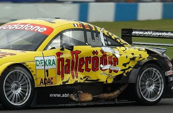 The heavily damaged car of Laurent Aiello (FRA), Hasseroeder Abt-Audi TT-R