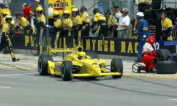 Indy Racing League: Sam Hornish Jr. leaves the pits