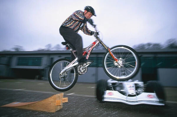 Willem Toet, bicycle jump