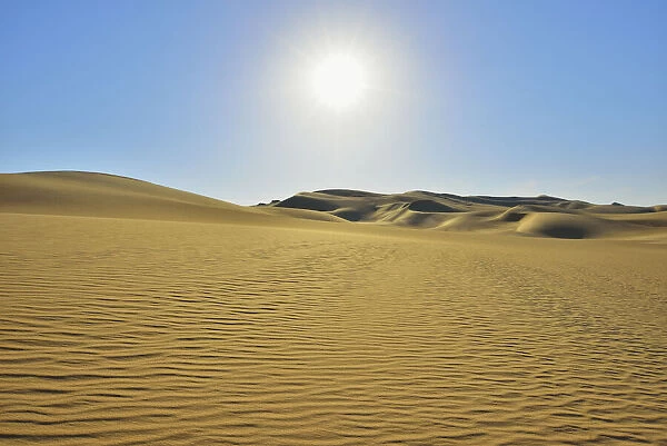 Desert Landscape with Sun, Matruh Governorate, Libyan Desert, Sahara Desert, Egypt, Africa