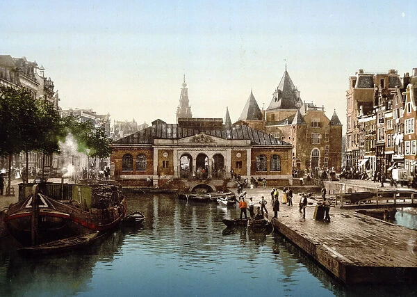 Fish market and bourse (weighing house), Amsterdam, photomechanical print dated to 1900
