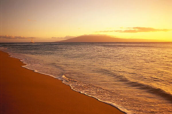 Hawaii, Maui, Hazy Orange Sunset Over Ka anapali Beach, Gentle Waves