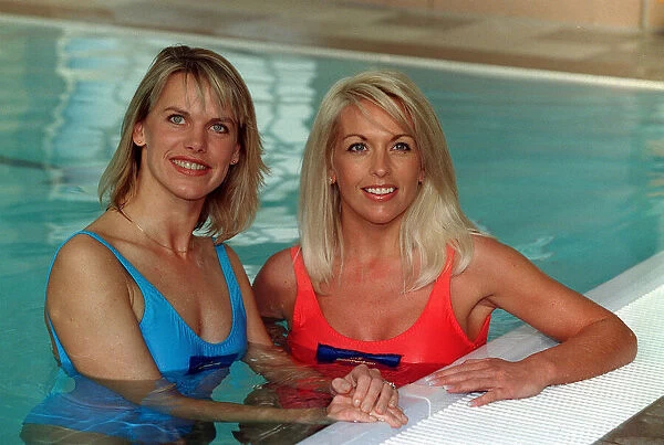 Anna Walker TV Presenter & Cheryl Gascoigne Nov 1998 at the launch of the BT