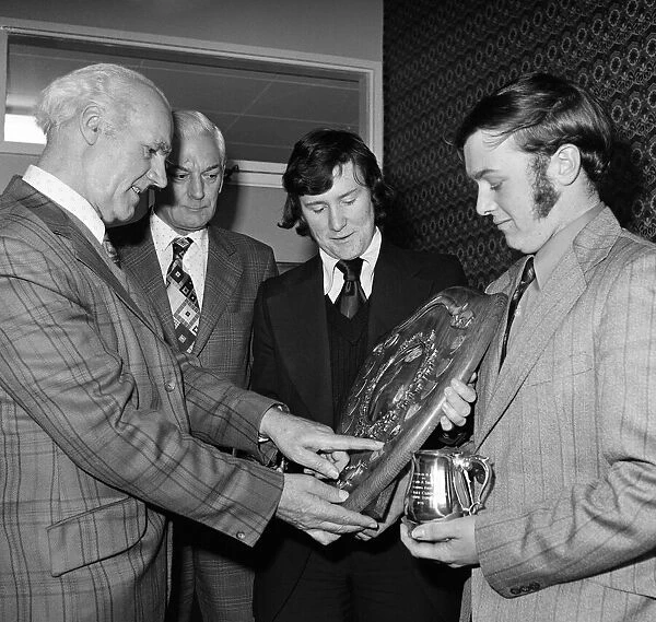 Top apprentices get awards. 1976