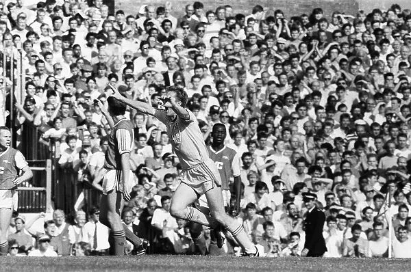 Arsenal v Liverpool Division One Football 15th August 1987 Steve Nicol celebrates