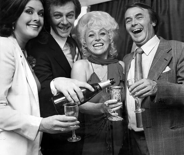 Barbara Windsor back stage at the Blackpool theatre celebrating with other members of