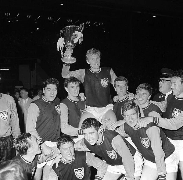 Bobby Moore being carried by West Ham teammates after winning European Cup Winners Cup