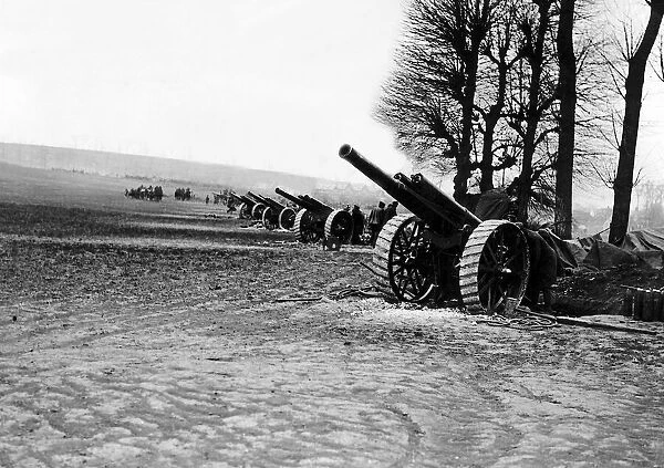 British guns line up ready for the final push into Germany during World War One. 1918