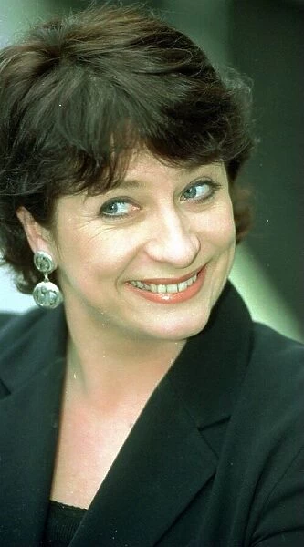 Caroline Quentin actress January 1998 At a photocall in London to announce