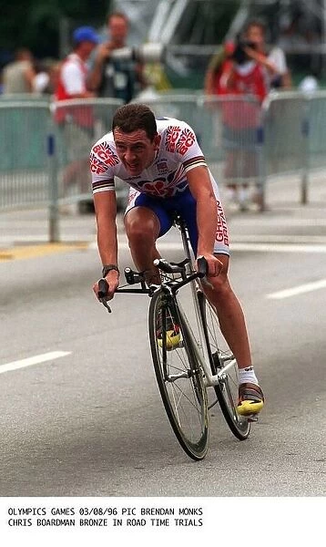 Chris Boardman cycling in Olympic games in Atlanta where he won a bronze medal