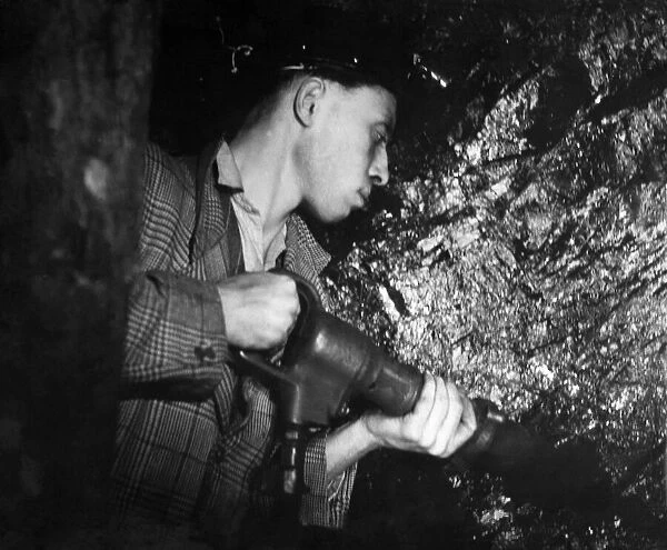 Coal Mining underground scenes. February 1957 P017828