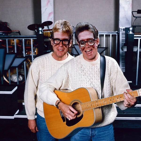 Comedians Allan Stewart and Aiden Harvey as Fifes famous twins, the Proclaimers