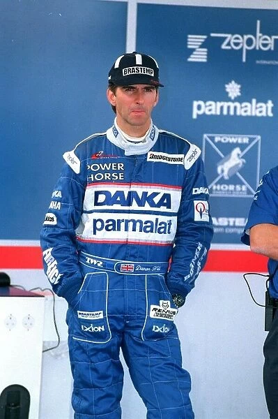 Damon Hill Formula 1 July 98 Formula 1 racing car driver at silverstone for