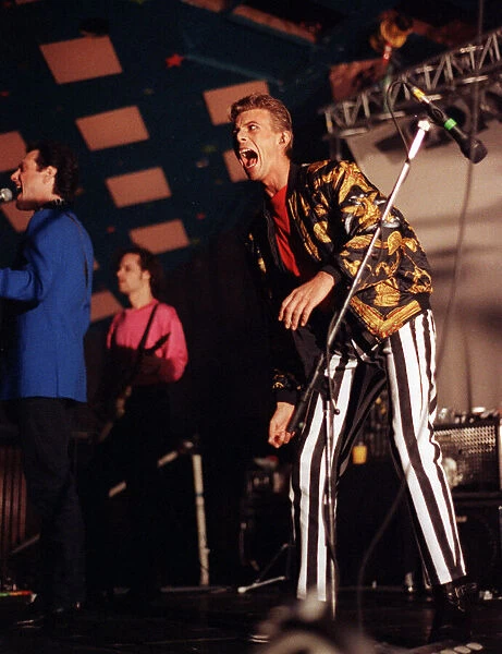 David Bowie on stage at Glasgow Barrowlands 7th November 1991