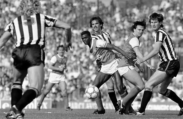 Division 1 football. Arsenal 0 v. Newcastle 0. September 1985 LF15-22-031
