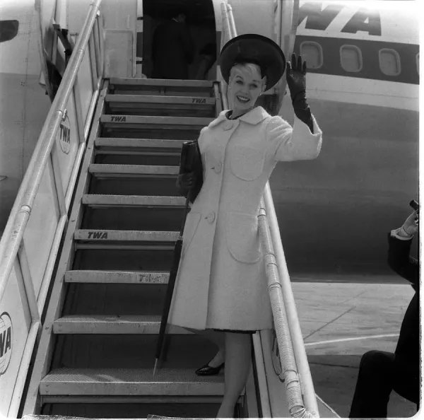 Dorothy Provine Actress Waves From Aircraft Steps June 1962 Photos Framed