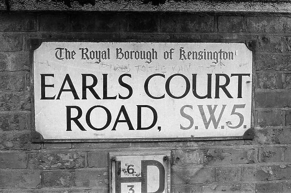 Earls Court Road, London, SW5. 11th September 1971. The Royal Borough of Kensington