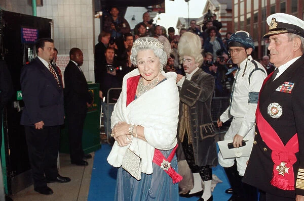 Elton Johns mother, Sheila Farebrother, arriving at Elton John