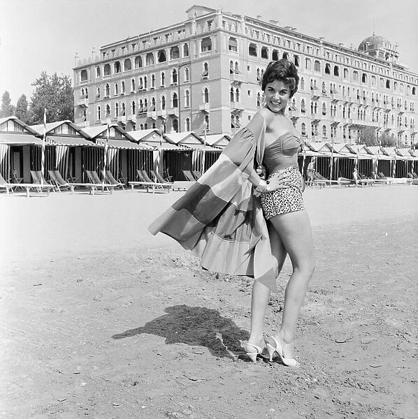 Eunice Gayson, actress enjoys a morning at the beach during Venice Film Festival