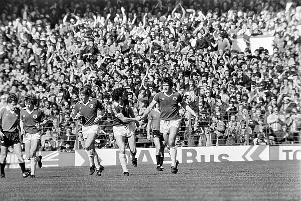 Everton 3 v. Manchester United 3. April 1982 MF06-24-022
