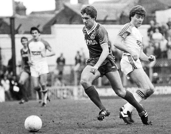Everton footballer Kevin Sheedy on the ball during the League Division One match against