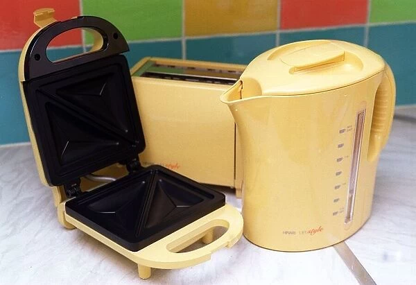 Fiona Manns kitchen Room for Improvement after shot October 1998 yellow toaster