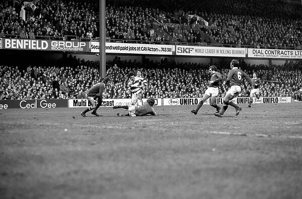 Football: Queens Park Rangers (1) vs. Chelsea F. C. (0). March 1975 75-01518