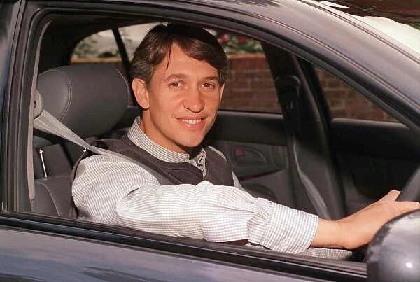 GARY LINEKER TESTING A NEW CAR FOR A TV SHOW 31st October 1995