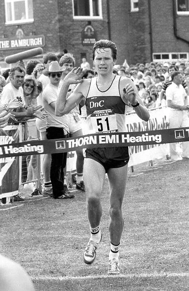 Great North Run, 17 June 1984 - Oyvind Dahl the winner of the Great North Run 1984