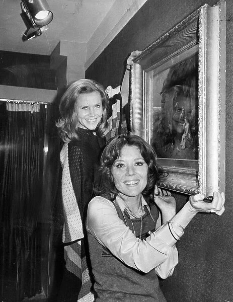 Honor Blackman and Diana Rigg at opening of art gallery in London - December 1973