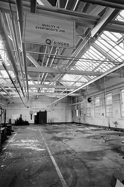 Industrial Decay: The derelict Singer Sewing machine factory in Dundee
